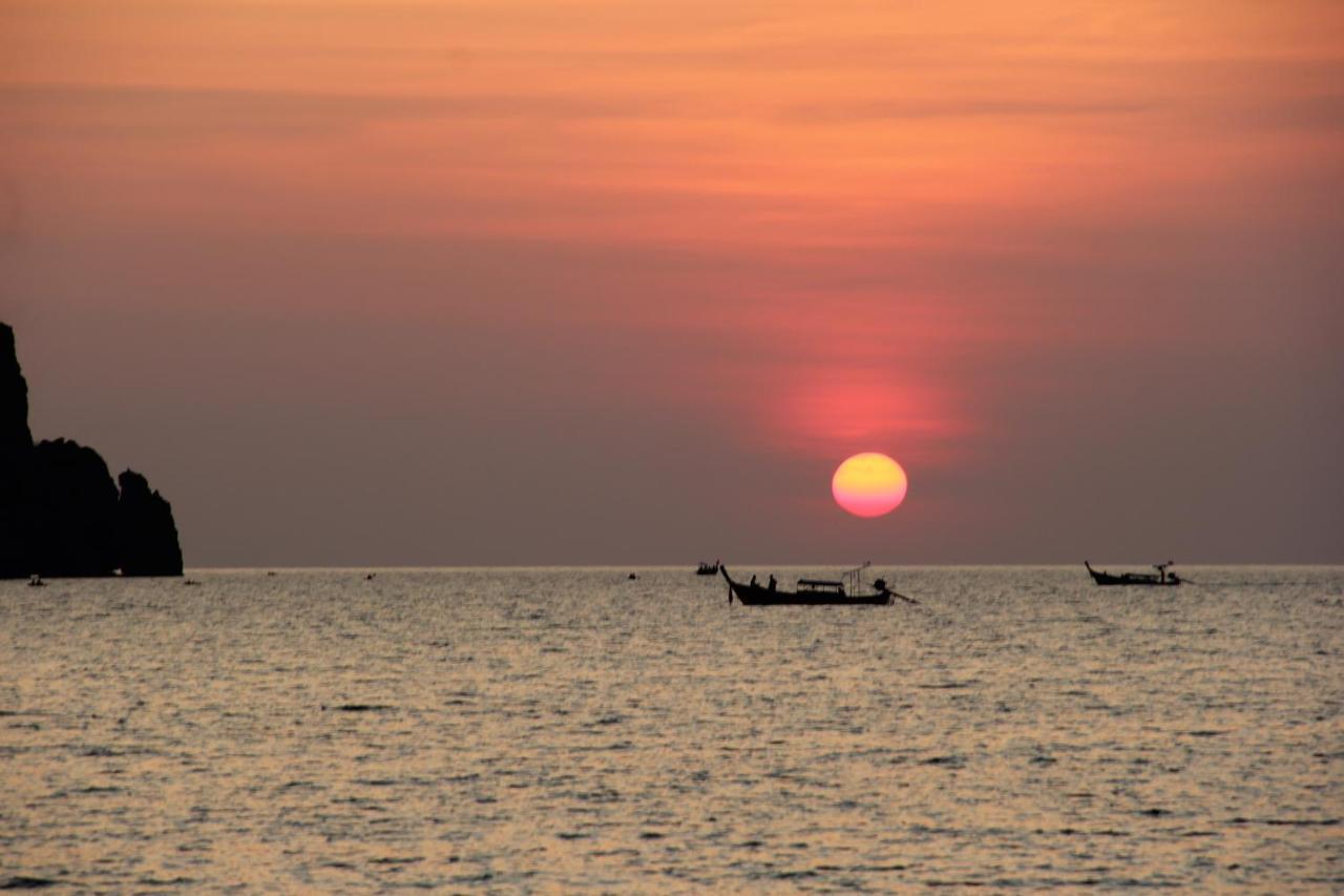 Phi Phi Seaside Bungalow Zewnętrze zdjęcie