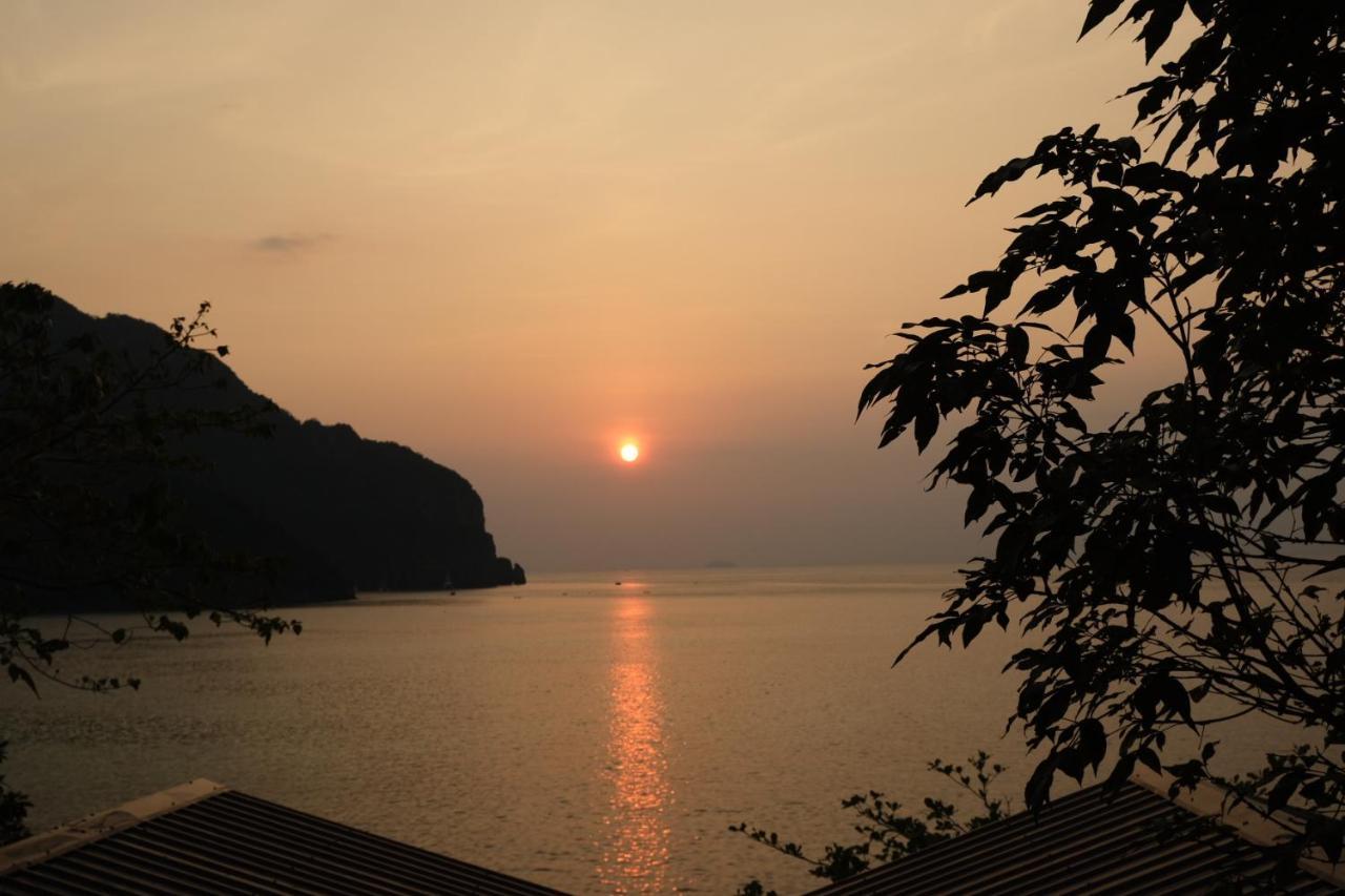 Phi Phi Seaside Bungalow Zewnętrze zdjęcie